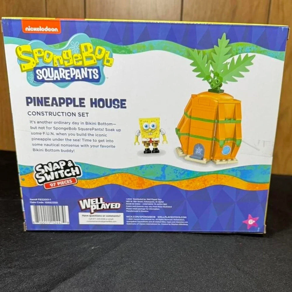 SpongeBob SquarePants Pineapple House Snap‎ & Switch Building Brick Set